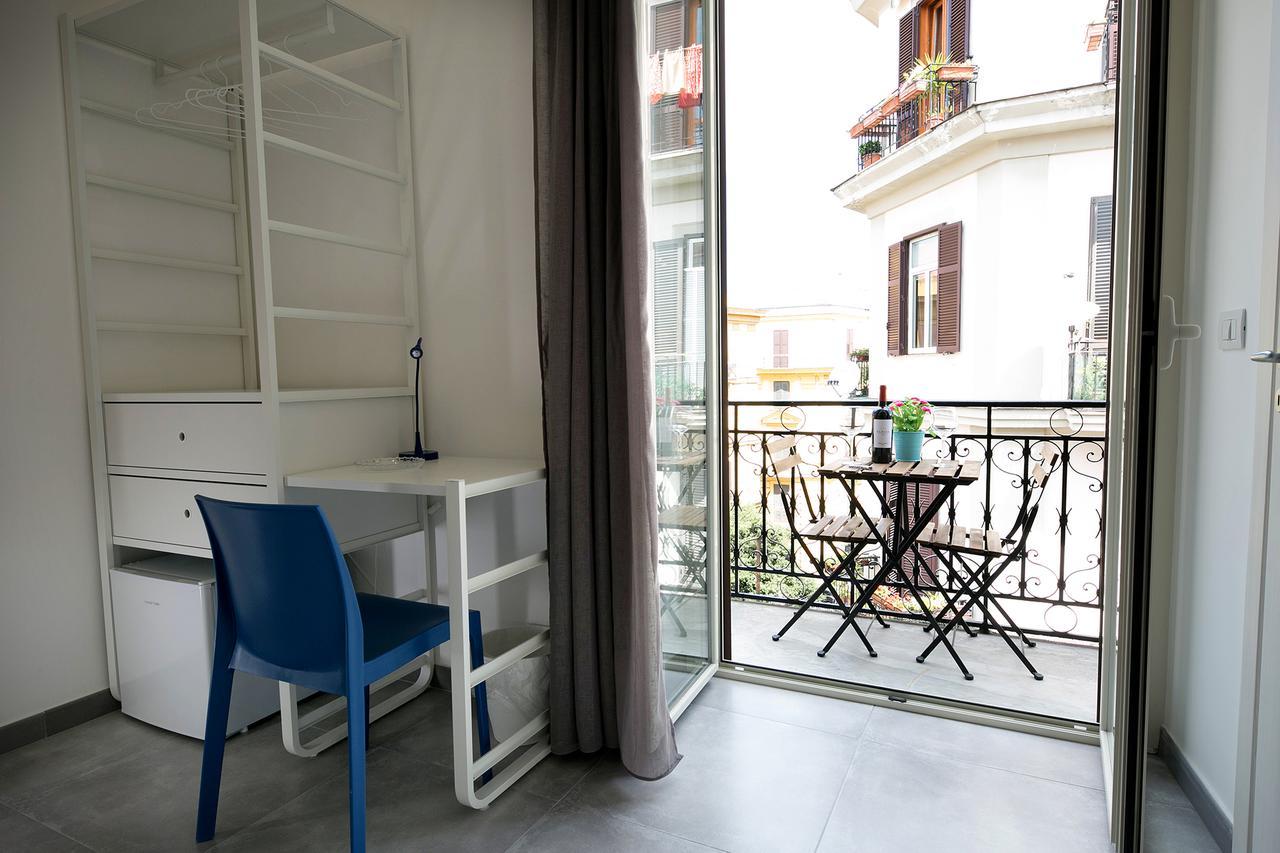 President Suites Naples Exterior photo