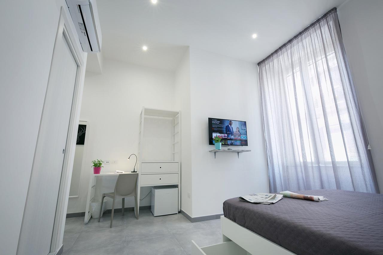 President Suites Naples Exterior photo